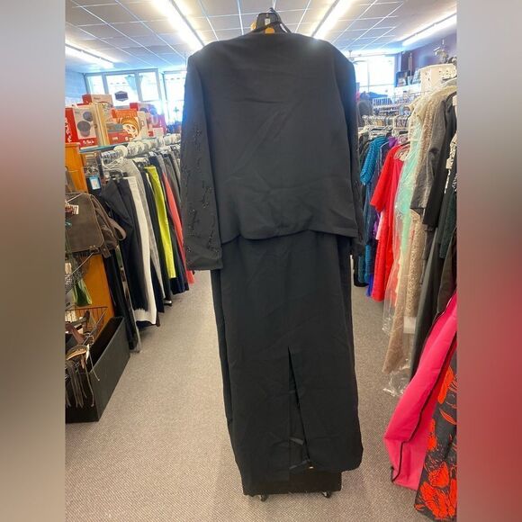 Karen Miller Ladies 20 black Formal Dress - Picture 2 of 4